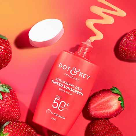Dot & Key Strawberry Dew Tinted Sunscreen SPF 50++++ 01 Porecelain 50 ml