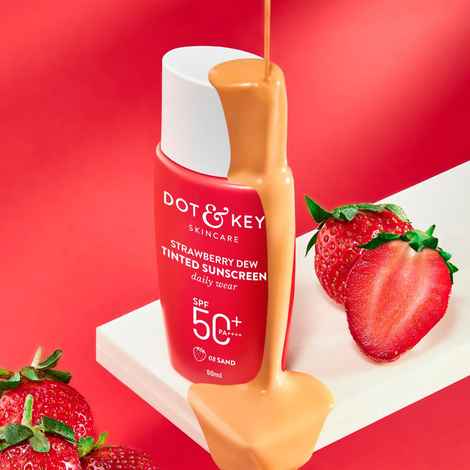 Dot & Key Strawberry Dew Tinted Sunscreen SPF 50++++ 03 Sand 50 ml